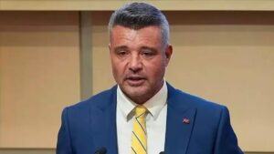 Sadettin Saran: Fenerbahçe'nin hainleri bize çok zarar verdi