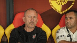 Sergen Yalçın: Aldığınız maaş Barcelona, performansınız ise Anadolu kulübü!