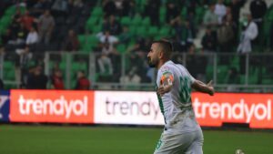 Serik Spor deplasmanda Sakaryaspor'u yendi! İŞTE MAÇIN ÖZETİ