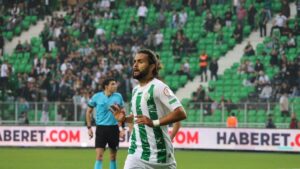 Serikspor Sakarya'da sürprize imza attı! İşte maçın özeti