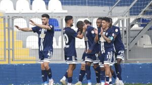 SMS Grup Sarıyer 9 kişiyle İmaj Altyapı Vanspor'u mağlup etti!