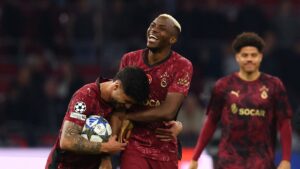 Spor yazarlarından Galatasaray'ın yıldızına övgü! "Suyu bile yakar"