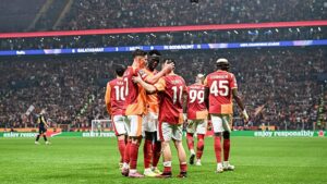 Tahminler güncellendi! Galatasaray'ın ilk 8 ihtimali…