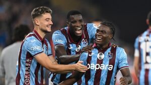 Trabzonspor'da Ernest Muçi: Bu takımın parçası olmaktan dolayı mutluyum