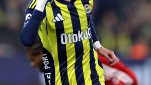 TRANSFER HABERİ – Fenerbahçe'de beklenen ayrılık yolda! Yeni adresi…