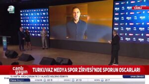 Turkuvaz Medya Spor Zirvesi'nde yılın teknik direktörü ödülü Okan Buruk'un oldu!