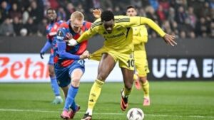 Viktoria Plzen-Fenerbahçe maçı sonrası dikkat çeken manşet! 'VAR'a rağmen…'