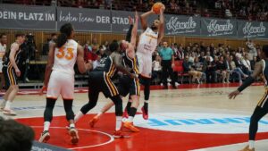 Würzburg Baskets 74-99 Galatasaray MCT Technic | MAÇ SONUCU-ÖZET